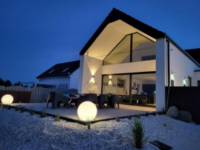 Robson Beach I Sauna, Jacuzzi in Miedzywodzie